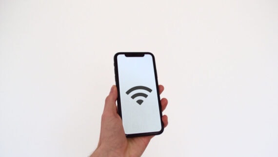 iPhone WiFi Sharing