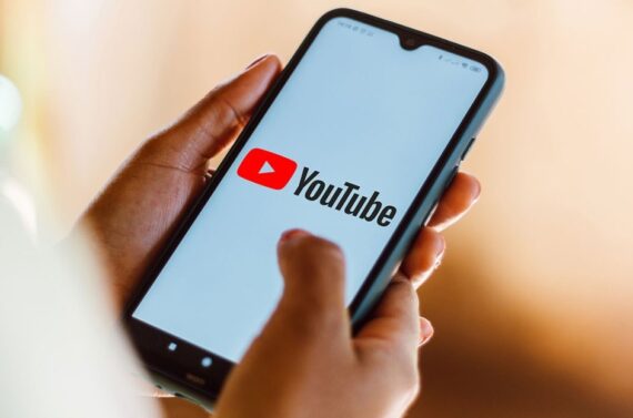 YouTube AI